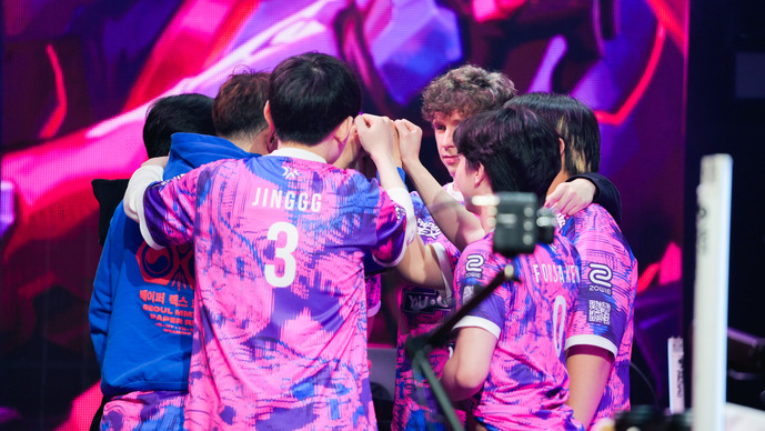PRXは選手の“様子だけ”配信、背中で語る恐竜たち―eスポーツW杯予選の配信はなし、ユニークな施策