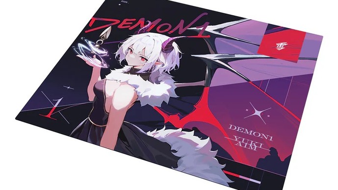 Yuki AimとDemon1のコラボマウスパッドが発売！布・ガラスの2種展開―Demon2になれるかも