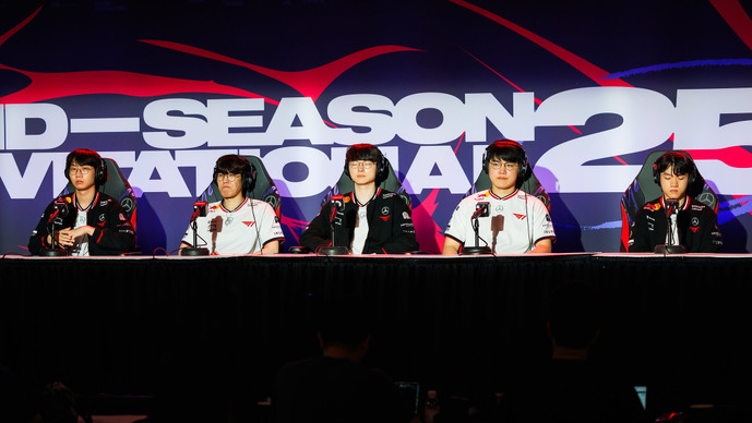 Faker「今日の敗戦はとても悔しい。次にGen.Gと対戦したら勝てる」惜しくも優勝を逃したT1のメンバーが試合後の心境を合同インタビューで語る【MSI 2025】