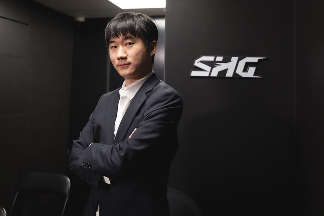 SHG Momentコーチ「選手たちが試合中で成長を見せてくれた」―DFM戦後のインタビューで勝利の喜びとチームの課題点を聞いた【LCP Mid Season】