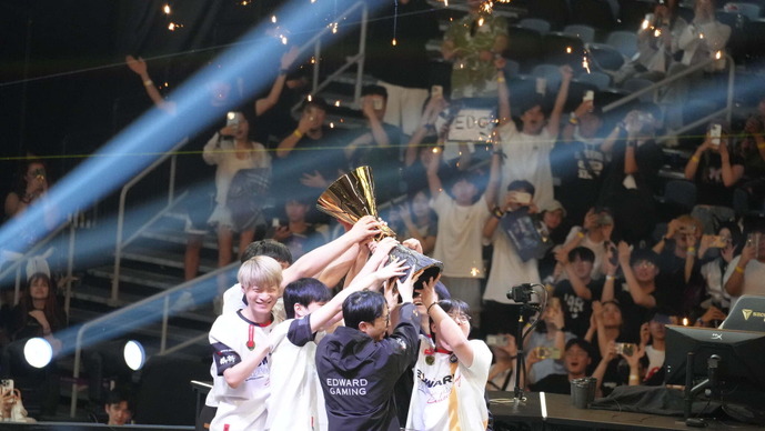 「EDG」チームバンドルがChampions優勝後12時間で爆売れ！売上トップ6が明らかに…2025年のチームスキンは少し“進化”したものに【VALORANT】 画像