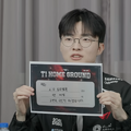 Faker「T1 Home Groundで2-0勝利したら、3回連続の前転を披露します」―4月のホームイベントに向けT1『LoL』部門メンバーが動画で公約を発表