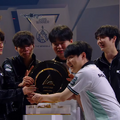 EWC 2026『LoL』は「Dplus Kia」が鮮やかな3-0ショーで初優勝！ 地元フランス勢のKarmine Corpが準優勝に【リーグ・オブ・レジェンド】
