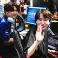 「どっちが悪い？（笑）」EugeoとEntyの“プロレス”で会場も沸いた「LJL 新旧プロ エキシビションマッチ」―ベテランのマクロ vs 若手のフィジカルでプライドがぶつかり合うBO3【現地レポ】