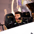 「いつか君の番が来る」LOUDが4年ぶりの世界王者に―erdeが最年少IGLでMVP、tkzinの父も祝福【VALORANT Champions 2026】