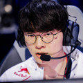 T1 Faker「まだ足りないところが多くある」…2025年シーズンのユニフォーム&深紅のジャケットがお披露目、意気込みも語られる