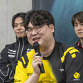 JoxJoとBlackWizの因縁、yatsukaの挑発、そしてGONのスーツ姿―各チームの懸ける想いが垣間見えた「Season Finals」前日記者会見をレポート【Challengers Japan 2025 Season Finals】