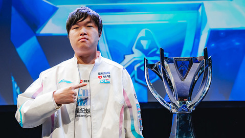 【Worlds 2024】T1に挑むBLGが意気込みを語る―Bin「今のBLGには優勝できるぐらいの強さがある」【インタビュー】