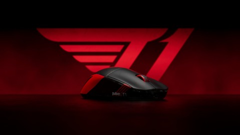 Pulsar × T1のコラボマウスのデザインが公開…黒基調に真紅のT1ロゴ刻まれる、まもなく発売か