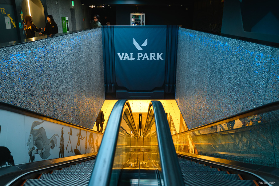 韓国「LoL Park」が「VAL Park」へ姿を変える―ネオンの巨大スタチューなどVALORANT特別装飾でGC Championshipを迎える