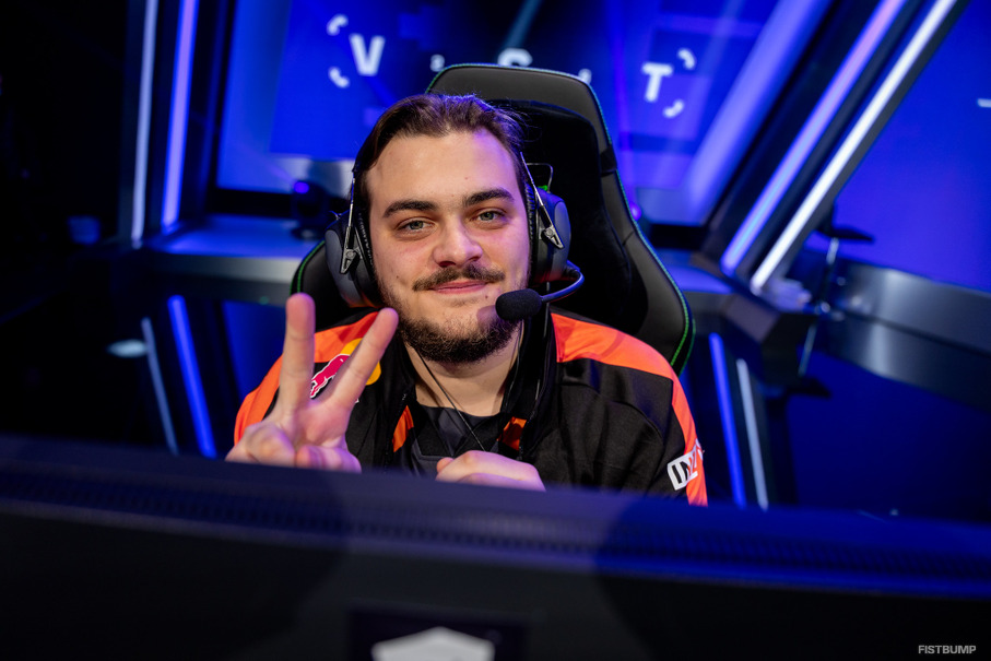 「Boasterは世界最高のIGL」「加入したばかりでChronicleのような柔軟性や能力を発揮できていない」ーFNATIC新加入Veqajが厳しい敗戦も次戦への自信を見せる【VCT EMEA】