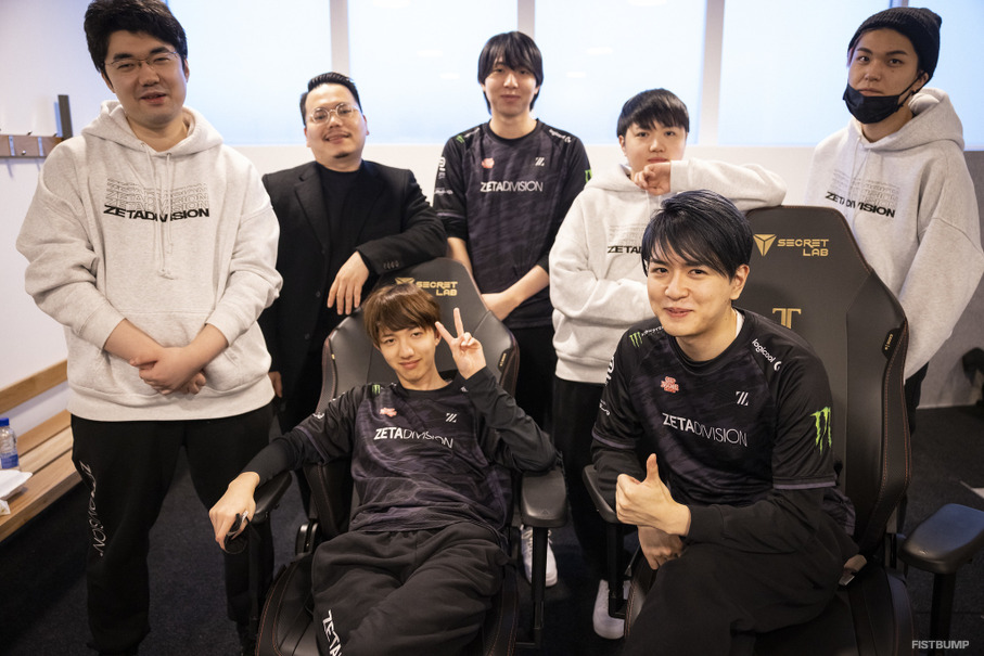 レイキャビク世界ベスト3の懐かしエピソードなど語られる―TENNNとDepが「THE XQQ AND CROW SHOW」に登場…“あのとき”のVlogを見返したくなる！