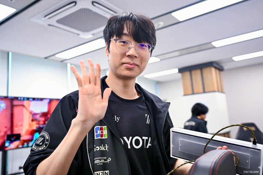 ZETA eKo「人としてすごく成長できた1年だった」──DFMとの“日本対決”に敗れプレイイン敗退、両名が語る今シーズンの総括【VCT Pacific 2026】