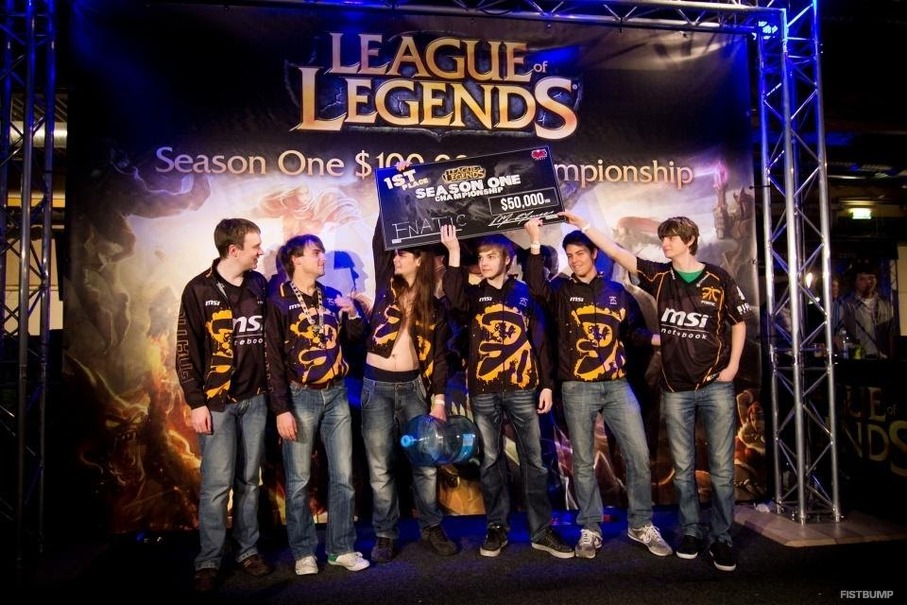 初代世界王者となった元FnaticのJG「Cyanide」氏が逝去―Worldsでは選手がFnaticアイコンとスキンで追悼【リーグ・オブ・レジェンド】